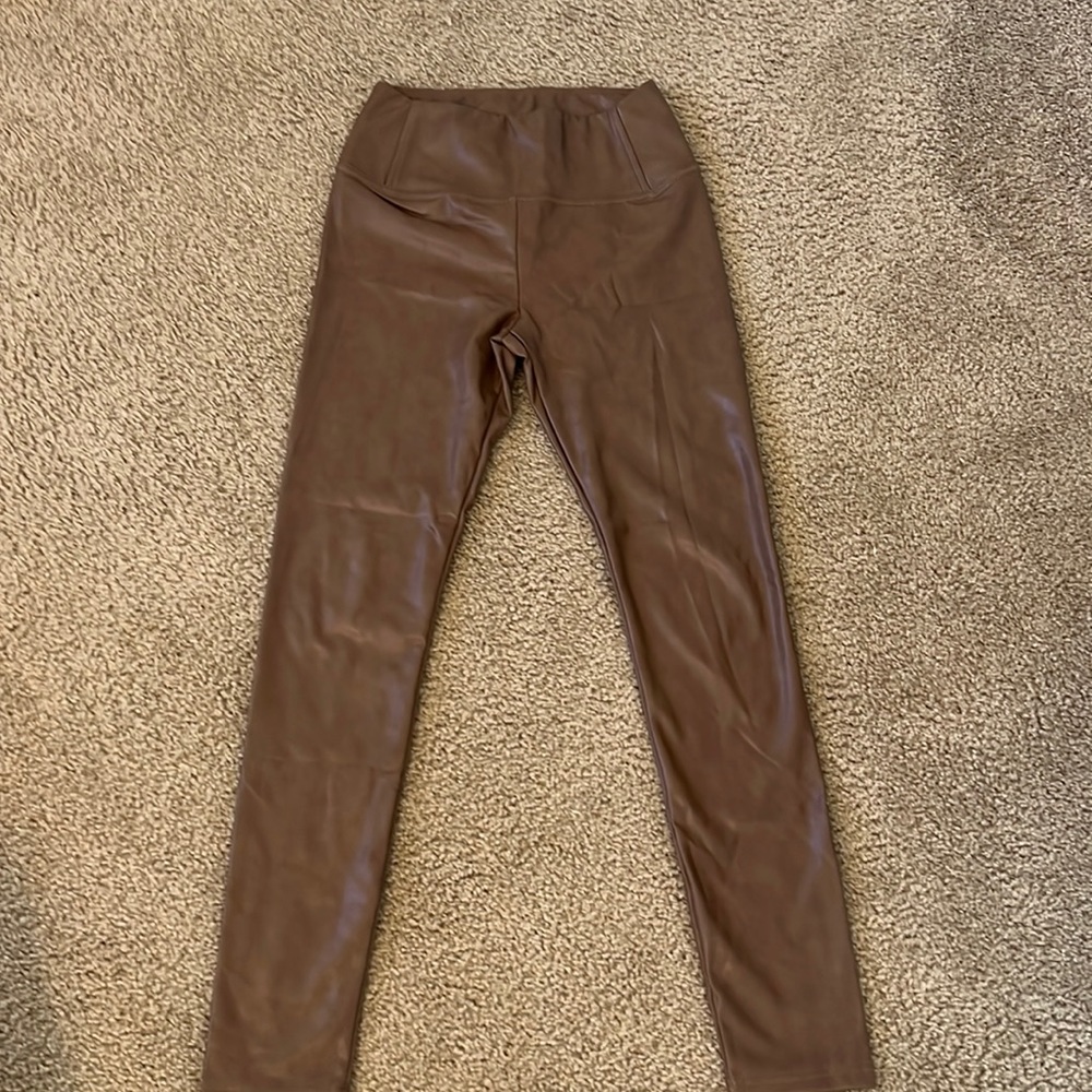 sexy brown leather pants, size S, Brand 7 For all mankind